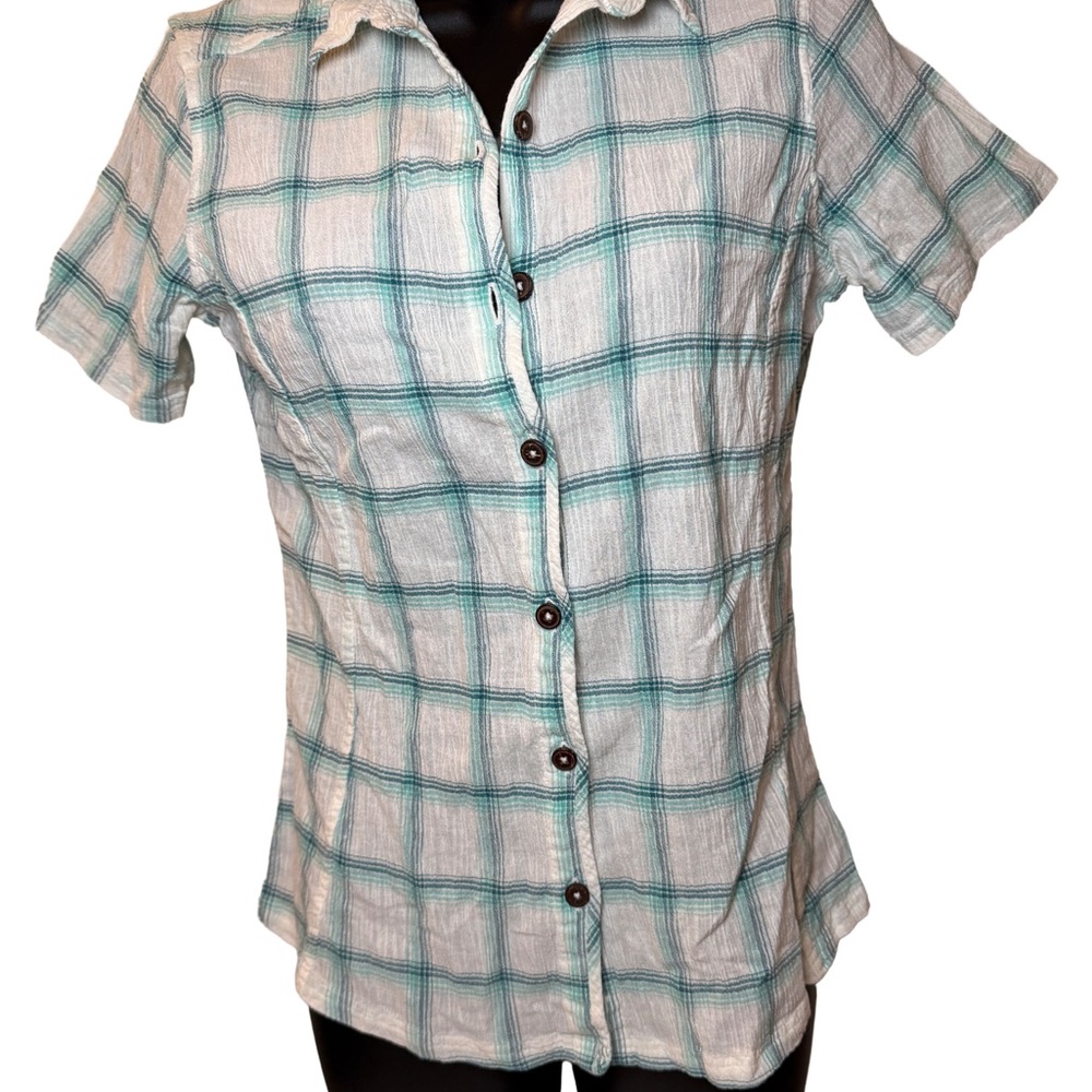 Patagonia Green and White Plaid Button-Down Shirt